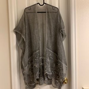 Women’s one size grey embroidered shawl/kimono
